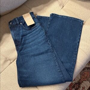 NWT - Madewell Perfect Vintage Wide-Leg Jean